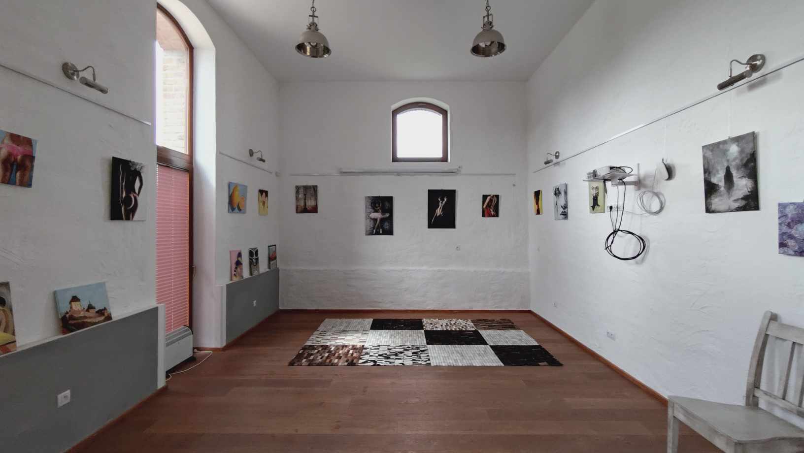 Exhibition at Dvůr Perlová voda